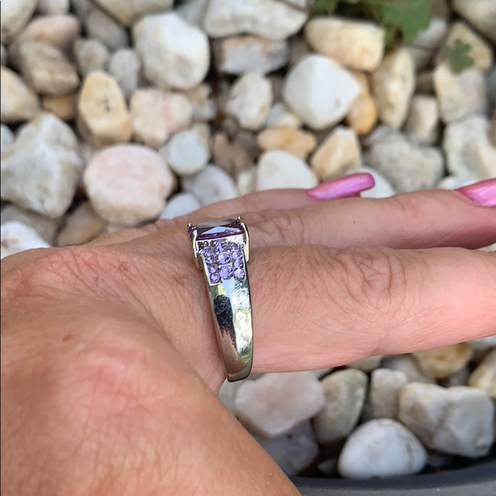 Silver-tone Purple Costume Ring - Picture 5 of 11
